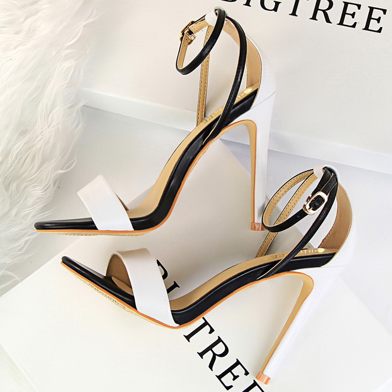 Casual Sandal Leather - Sandali con tacco alto da donna