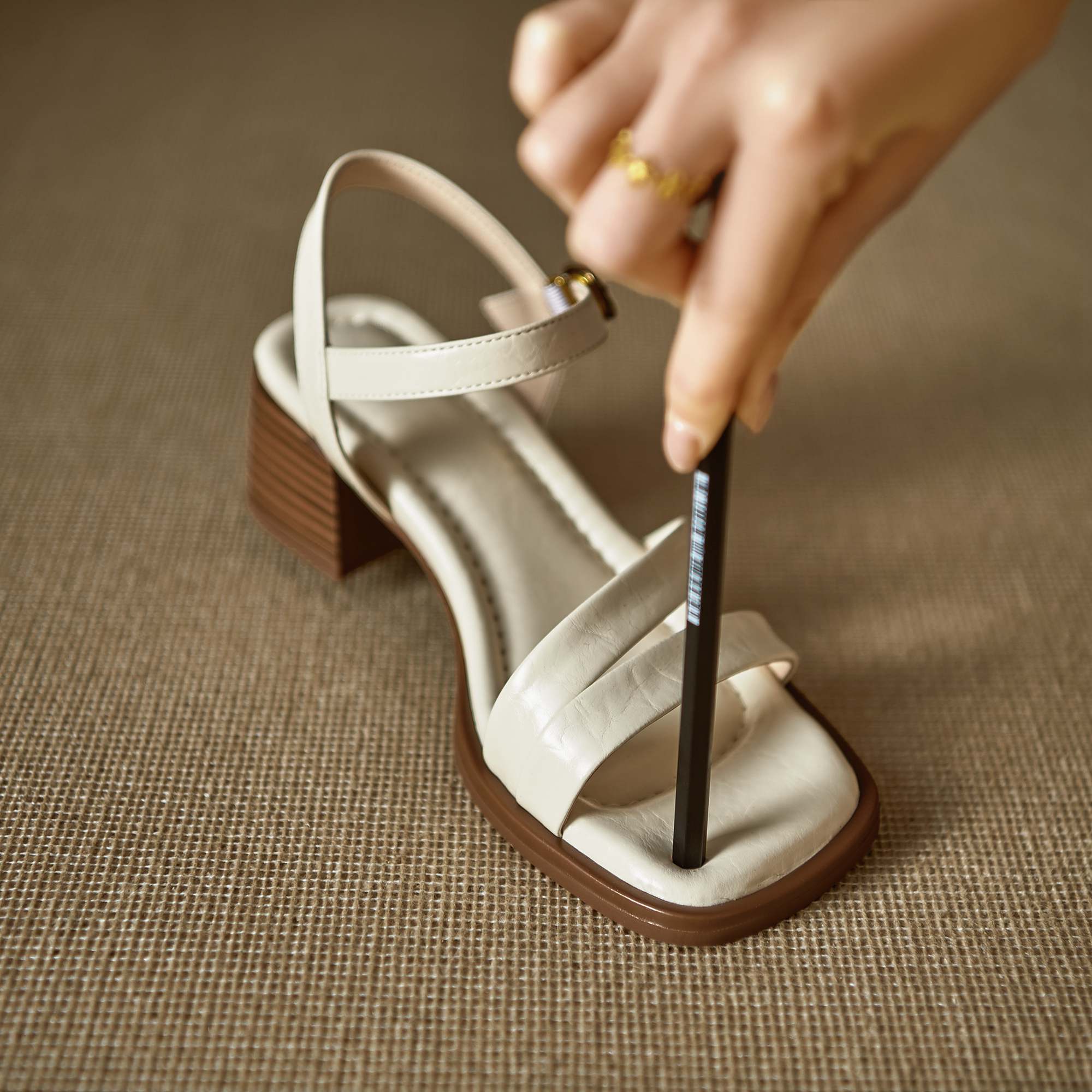 Sandali Donna in Pelle di Vacc - Casual Sandal Leather recensione e prezzo